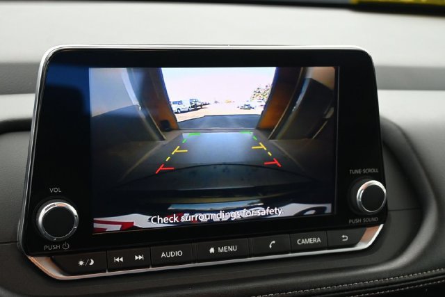 Used 2024 Nissan Rogue S AWD/4WD image 27