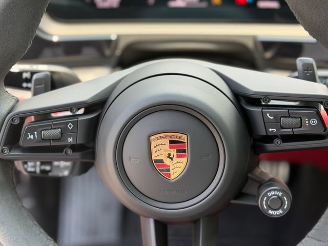 Used 2026 Porsche Cayenne GTS AWD/4WD image 27