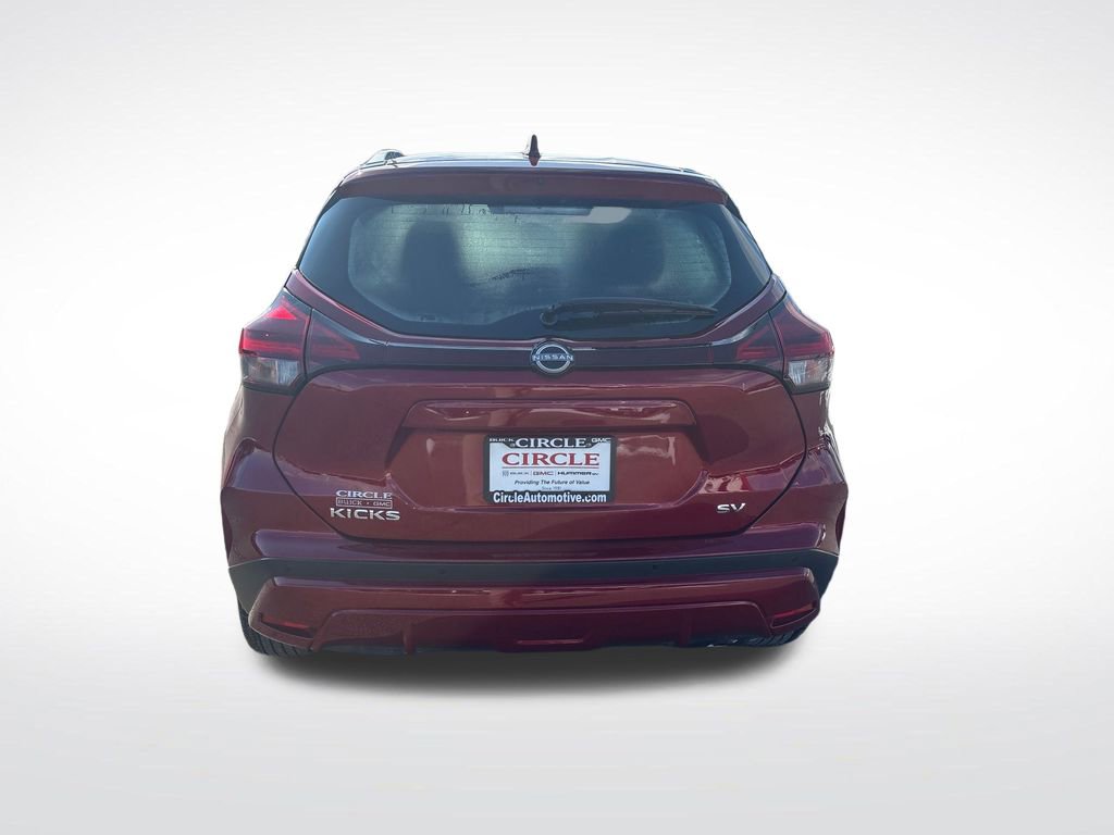 Used 2023 Nissan Kicks SV image 5