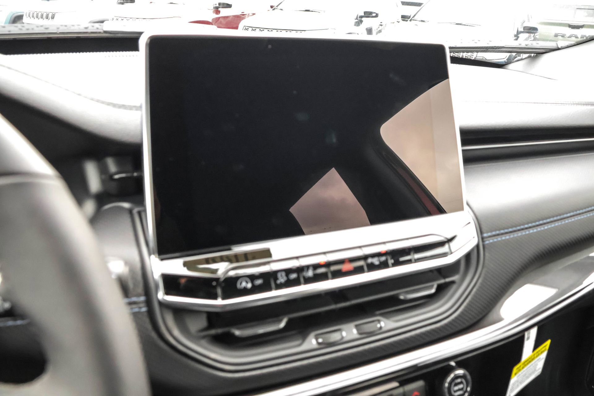 New 2026 Jeep Compass Limited image 15