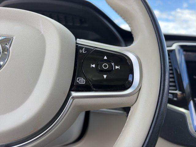 Used 2023 Volvo XC90 B6 Plus w/ Protection Package Premier AWD/4WD image 22