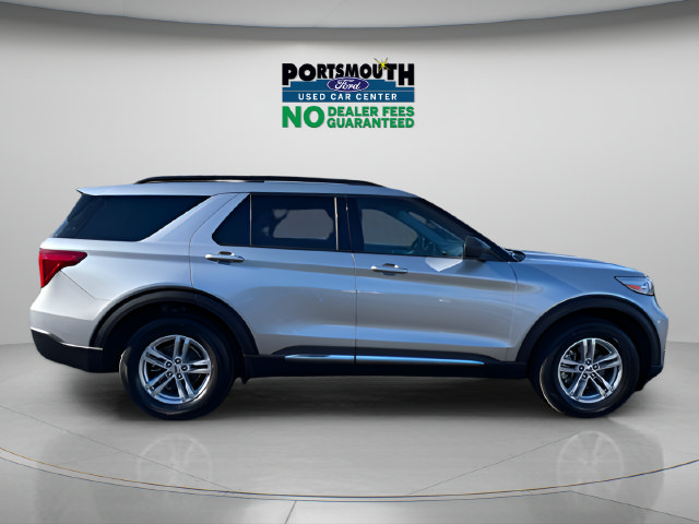 Used 2022 Ford Explorer XLT w/ Equipment Group 202A AWD/4WD image 6
