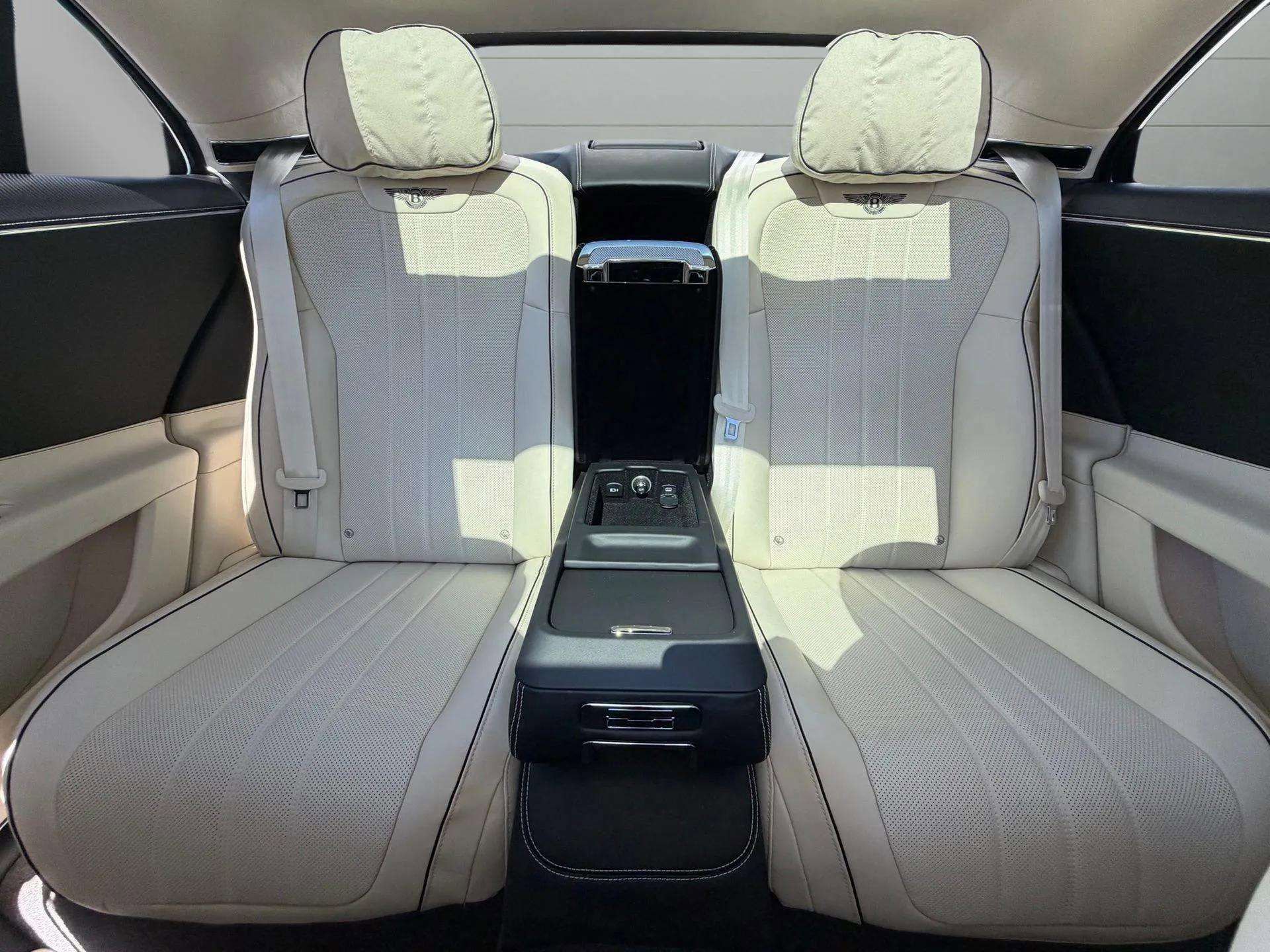 New 2026 Bentley Flying Spur Plug-In Hybrid AWD/4WD image 41