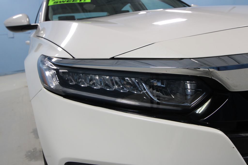 Used 2018 Honda Accord EX image 36