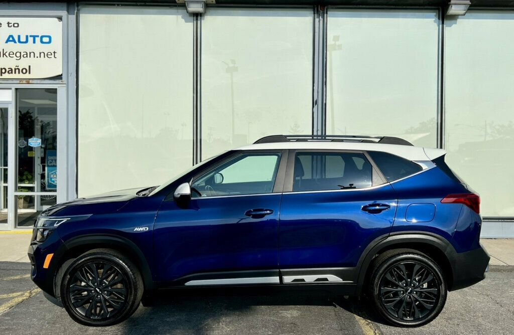 Used 2022 Kia Seltos Nightfall Edition AWD/4WD image 2