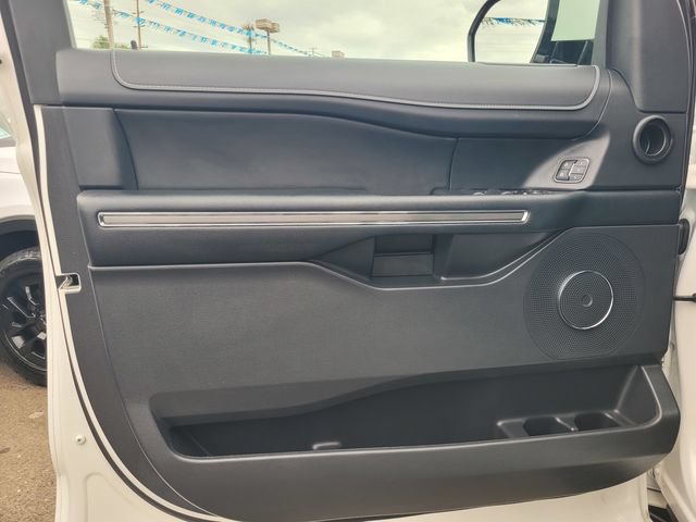 Certified 2023 Ford Expedition XLT AWD/4WD image 16