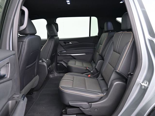 New 2025 Chevrolet Traverse High Country image 29