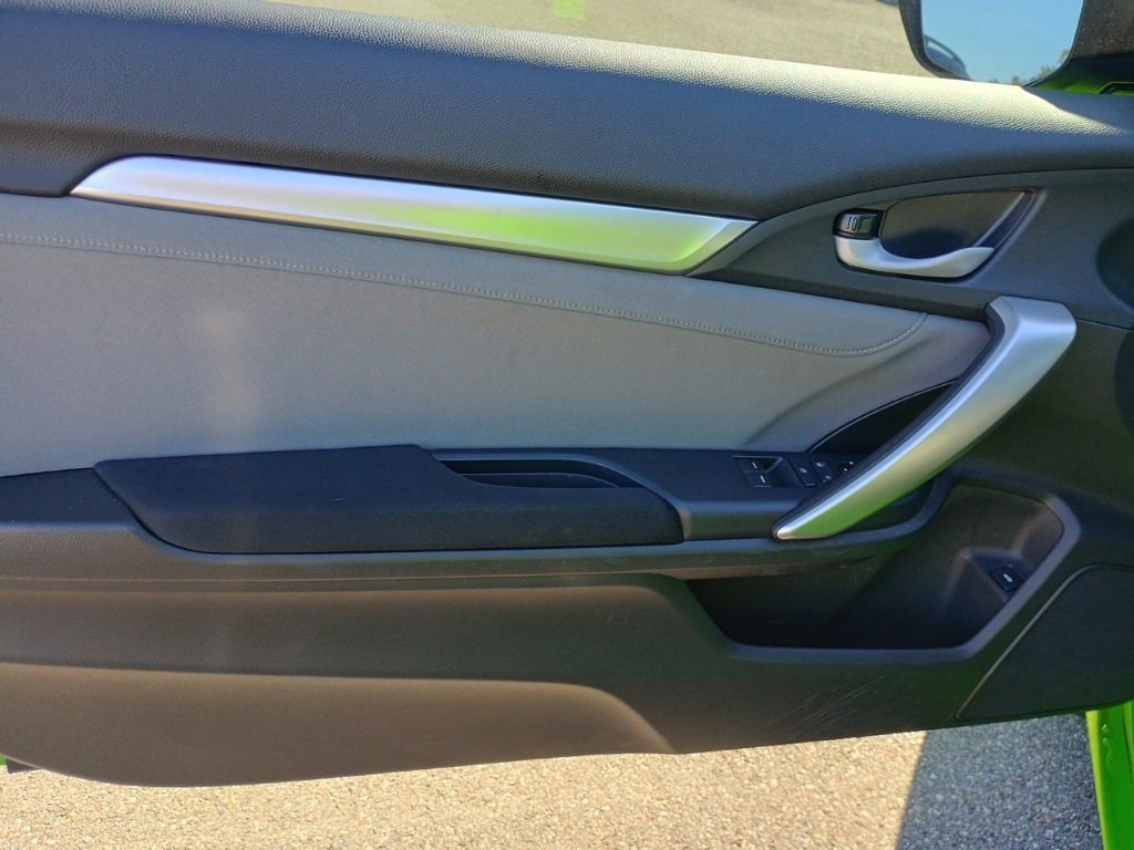 Used 2018 Honda Civic EX-T image 11