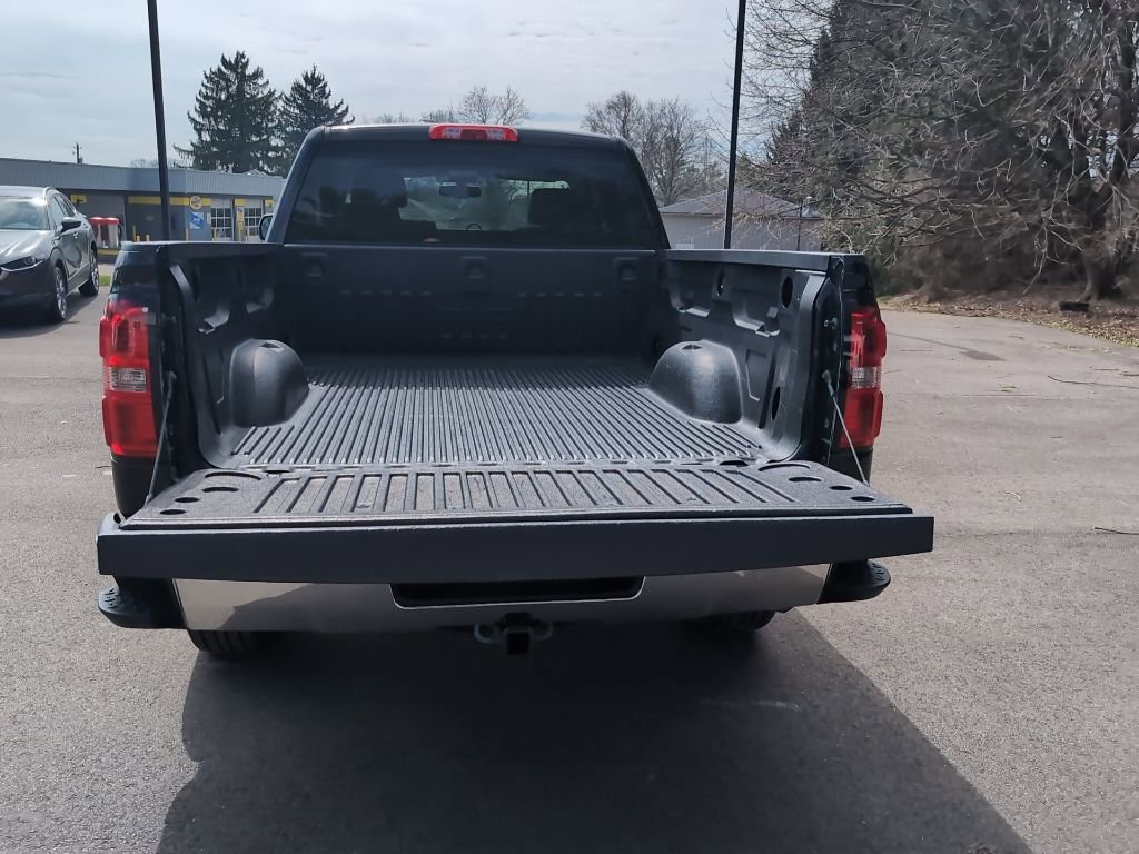 Used 2017 GMC Sierra 1500 SLE w/ SLE Value Package image 8