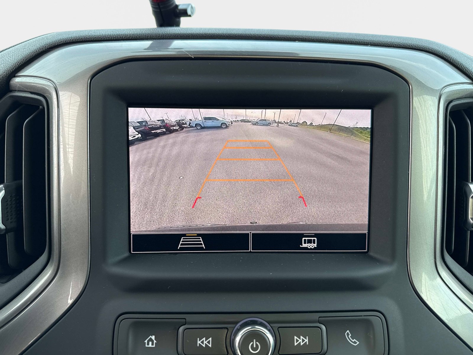 Used 2024 Chevrolet Silverado 1500 Custom image 24