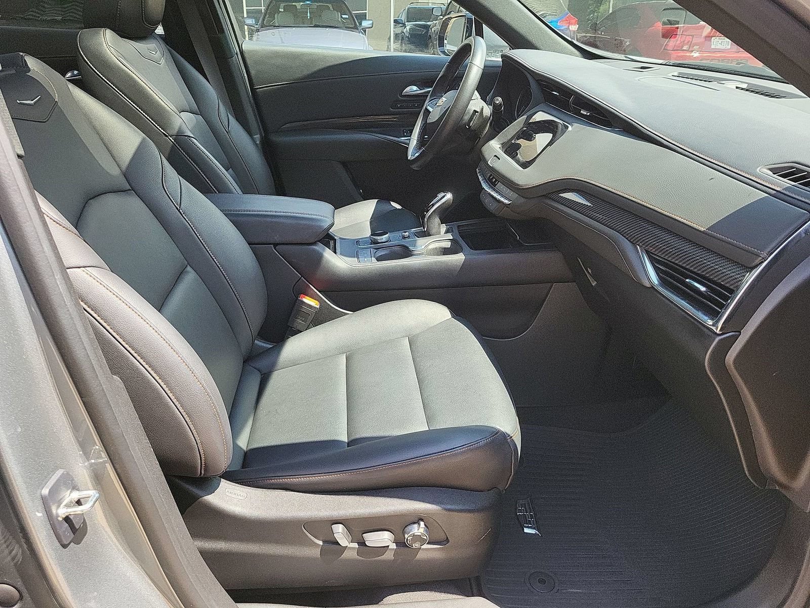 Certified 2023 Cadillac XT4 Sport FWD image 27