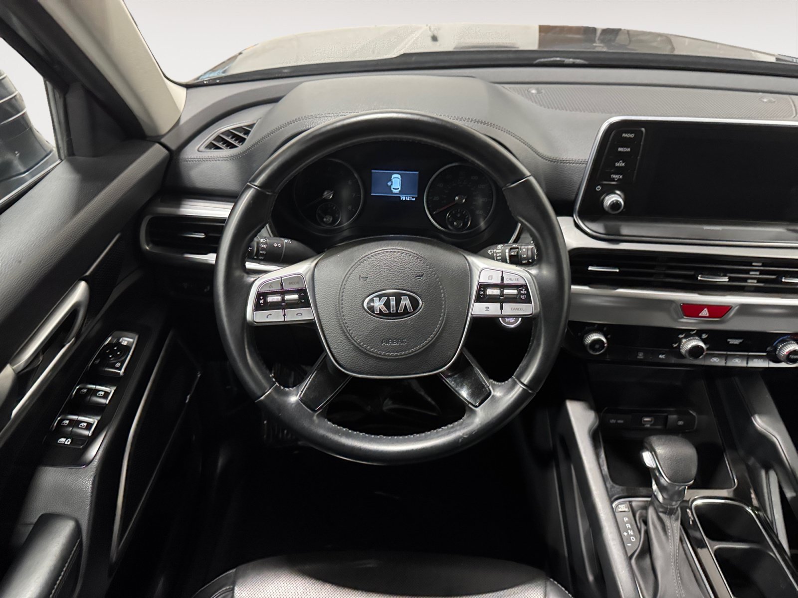 Used 2020 Kia Telluride LX AWD/4WD image 12