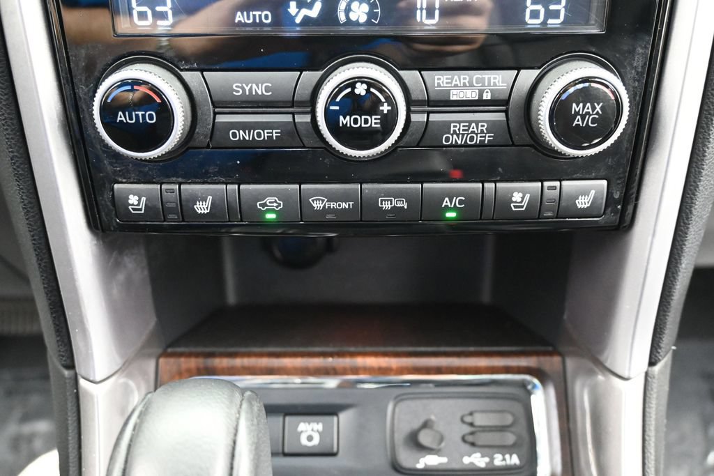 Used 2021 Subaru Ascent Touring AWD/4WD image 23