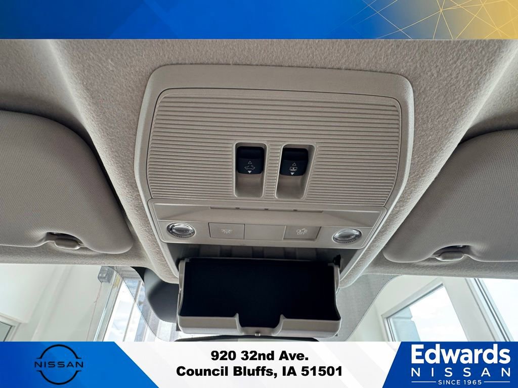 New 2025 Nissan Kicks SV w/ SV Premium Package AWD/4WD image 33