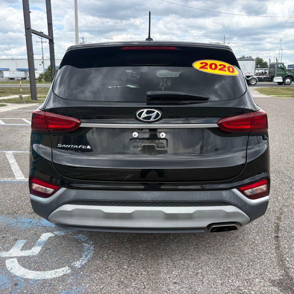 Used 2020 Hyundai Santa Fe SE FWD image 4