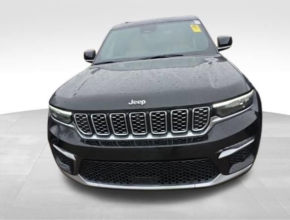 Used 2023 Jeep Grand Cherokee Summit w/ Luxury Tech Group V video 2
