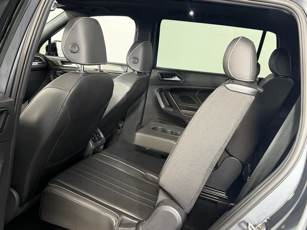 Used 2023 Volkswagen Tiguan SE R-Line FWD image 22