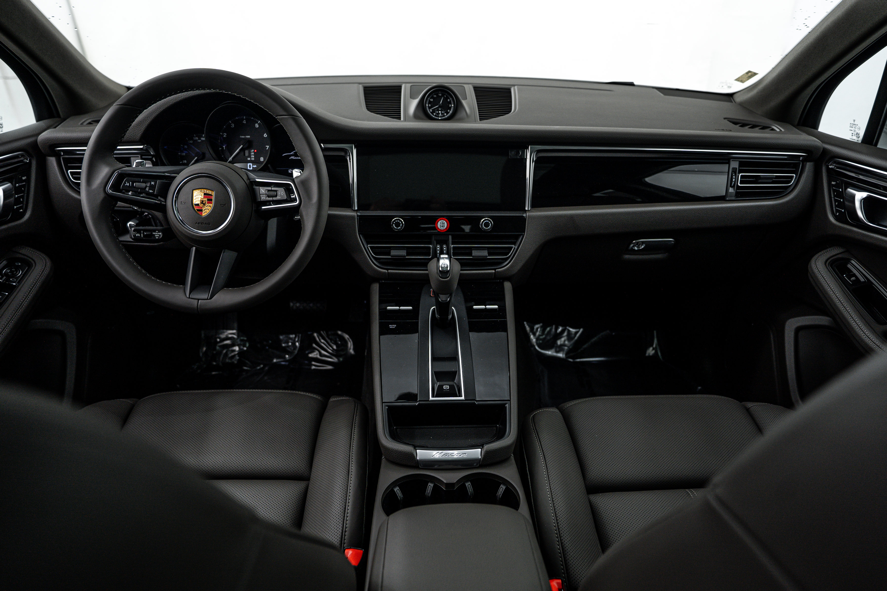 New 2026 Porsche Macan AWD/4WD image 12