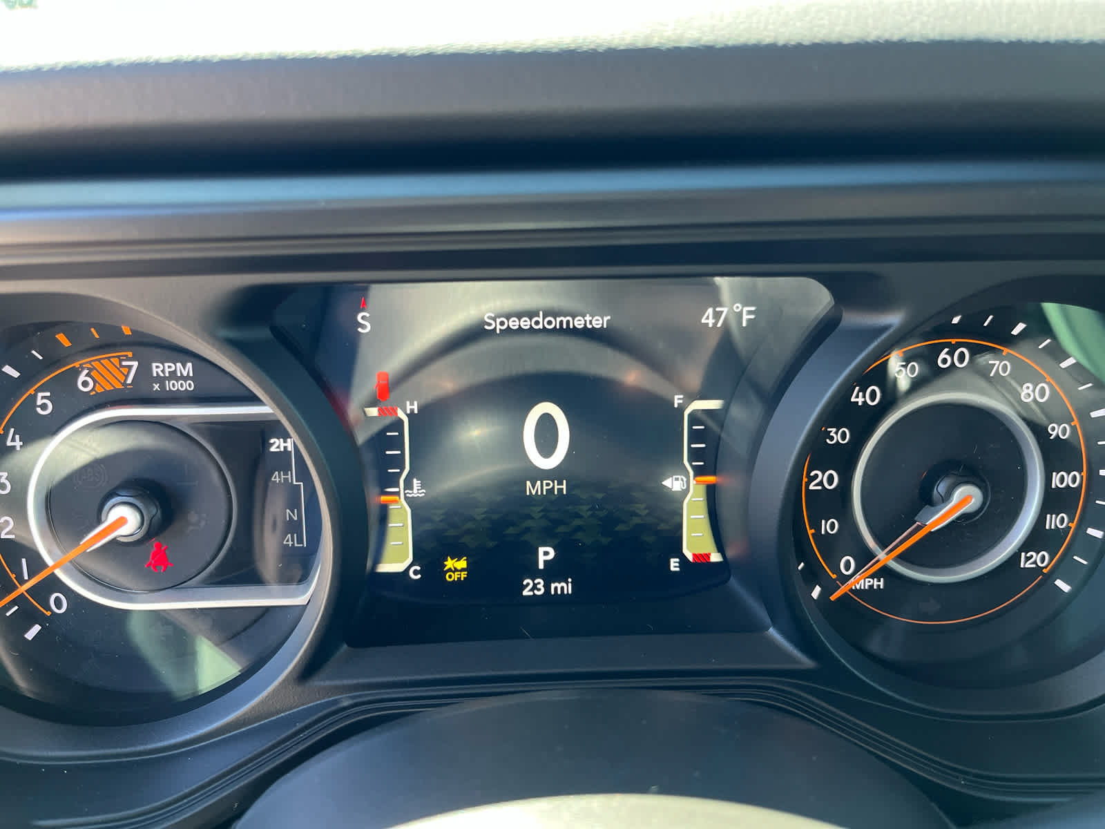 New 2026 Jeep Wrangler Unlimited Sahara AWD/4WD image 14