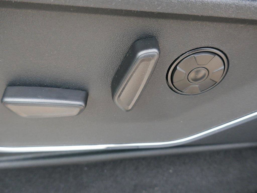 New 2026 Ford F250 Platinum image 16