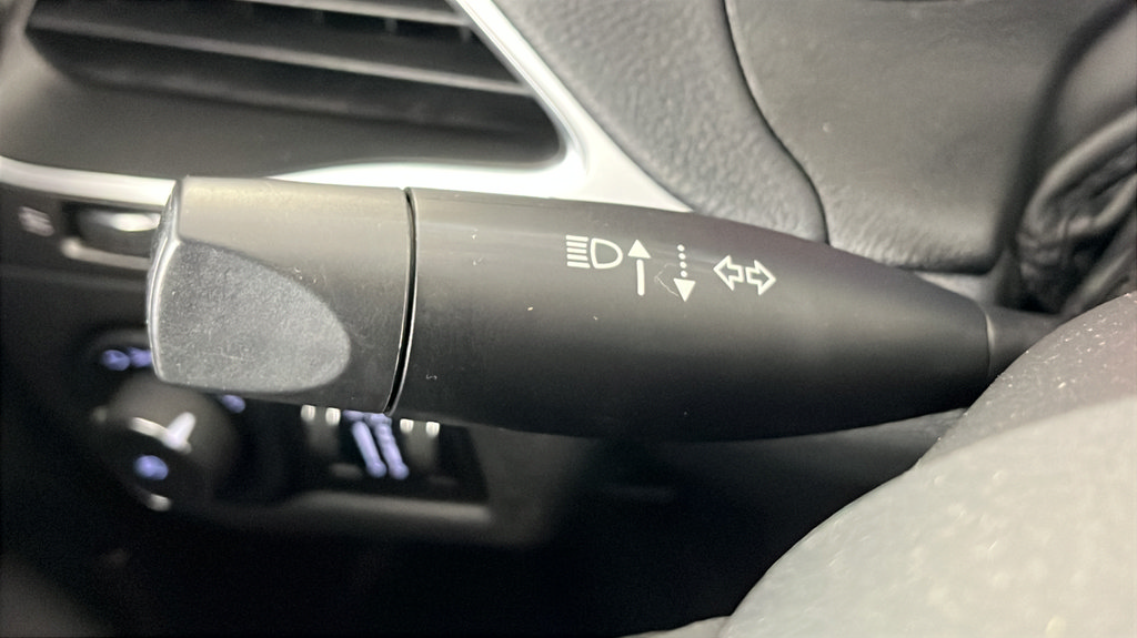 Used 2020 Jeep Cherokee Latitude Plus AWD/4WD image 27