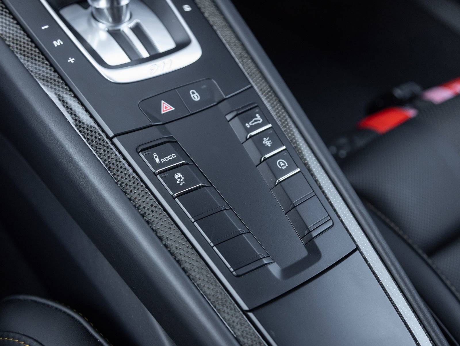 Certified 2018 Porsche 911 Turbo S AWD/4WD image 30