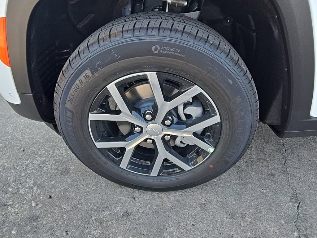 New 2025 Jeep Grand Cherokee Limited w/ Luxury Tech Group II image 23