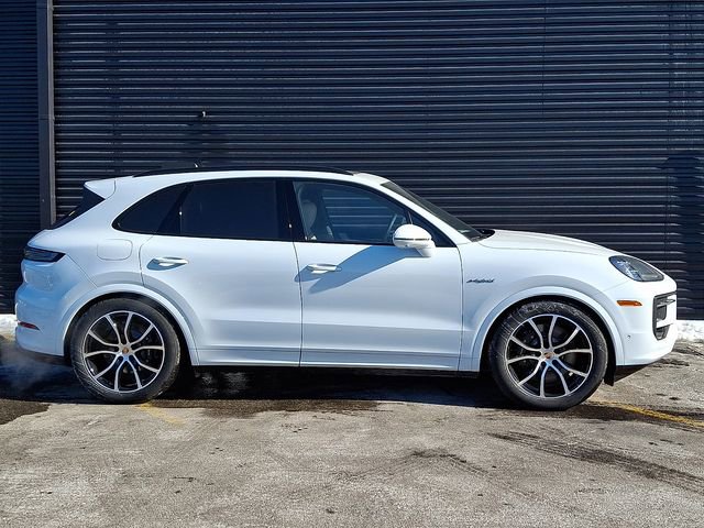 New 2026 Porsche Cayenne E-Hybrid AWD/4WD image 8