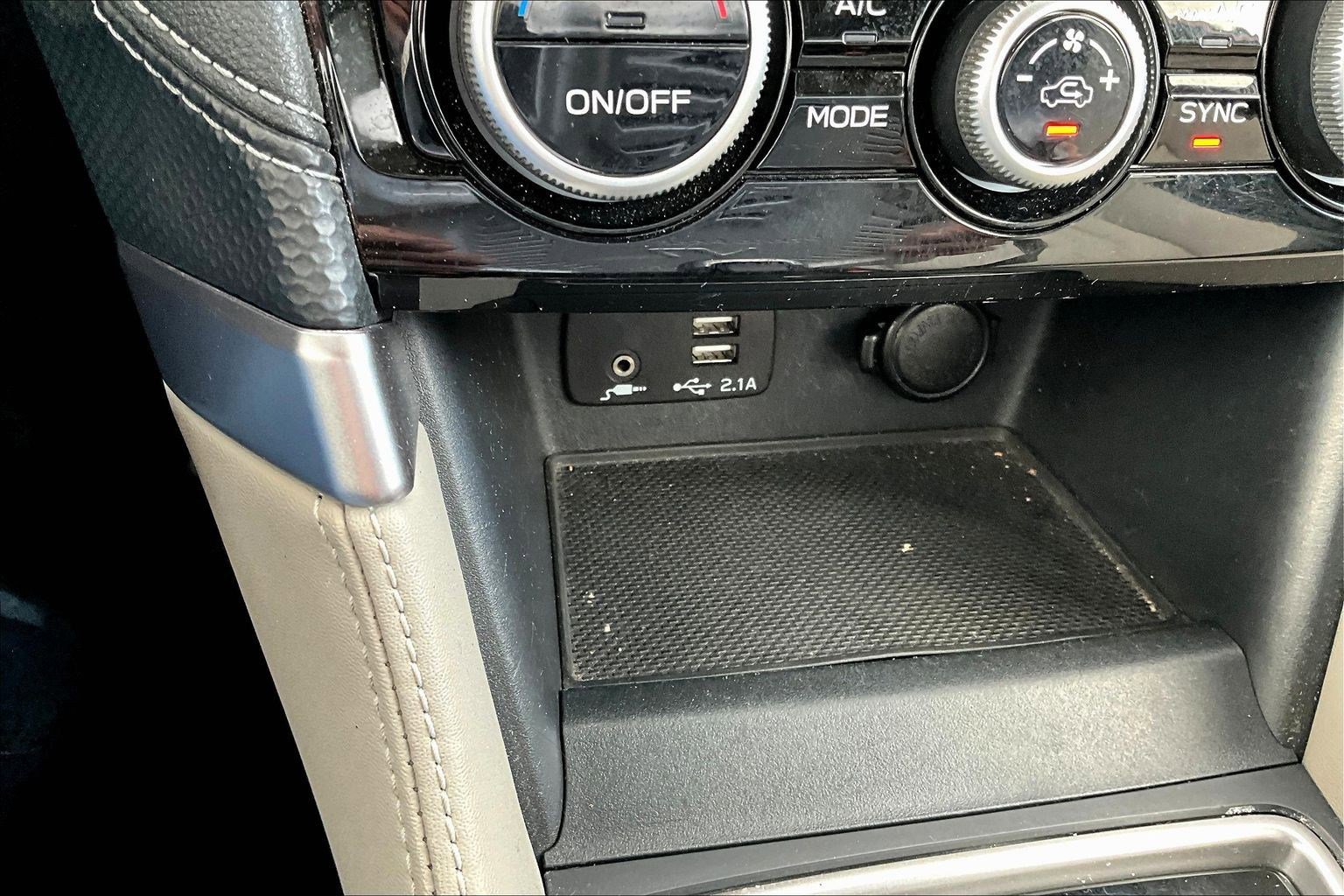 Used 2022 Subaru Forester Limited AWD/4WD image 16