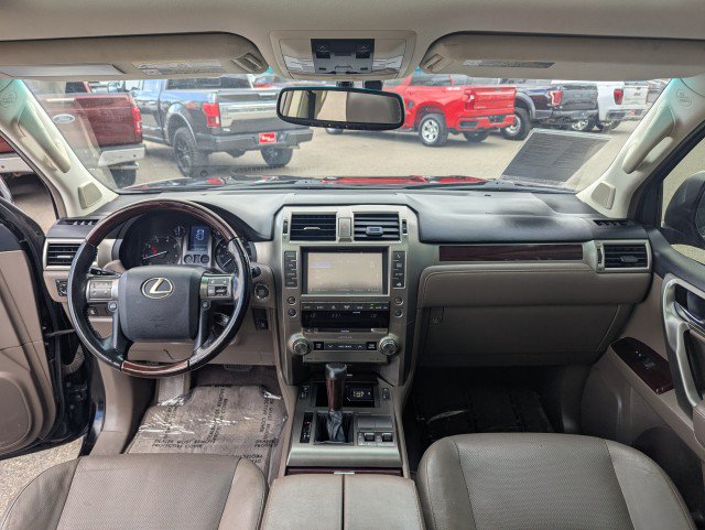 Used 2018 Lexus GX 460 Premium w/ Premium Package AWD/4WD image 25