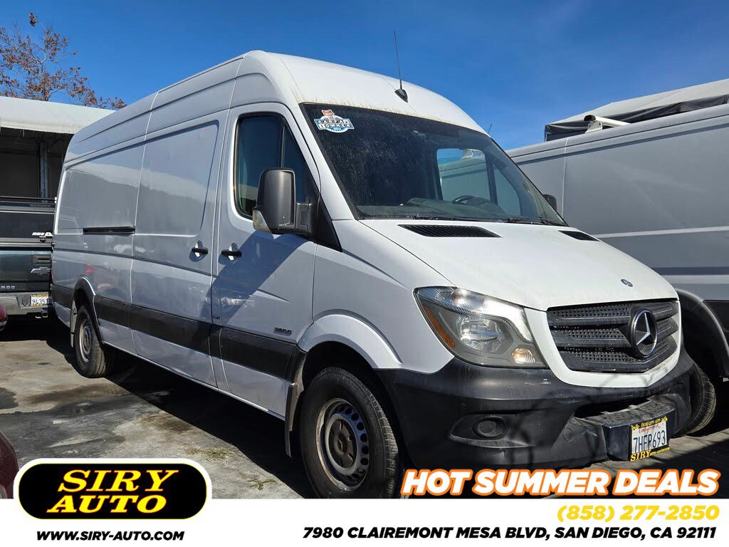 Used 2014 Mercedes-Benz Sprinter 2500 image 1