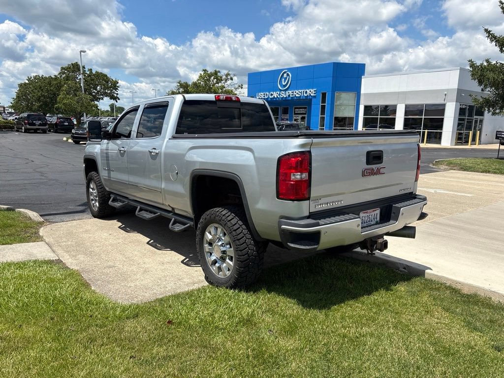 Used 2019 GMC Sierra 2500 Denali w/ Duramax Plus Package AWD/4WD image 10