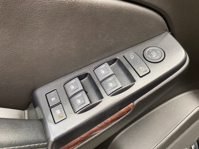 Certified 2019 GMC Yukon SLE w/ SLE Value Package image 17