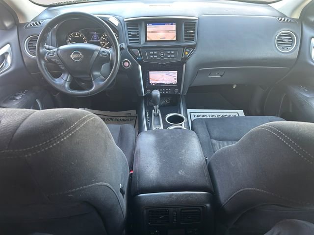Used 2016 Nissan Pathfinder SV image 10