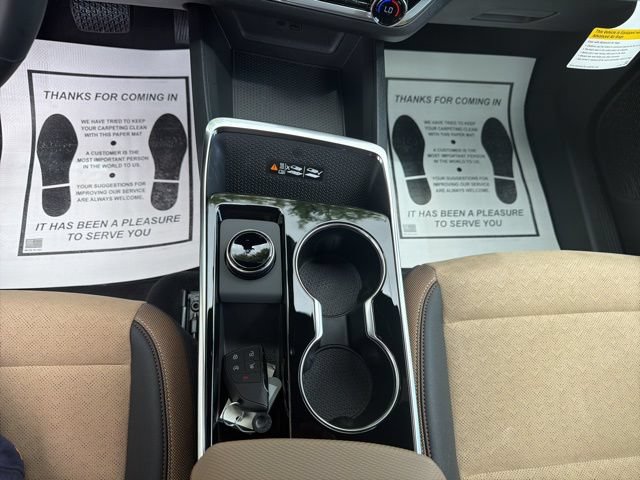 New 2026 Chevrolet Equinox ACTIV AWD/4WD image 16