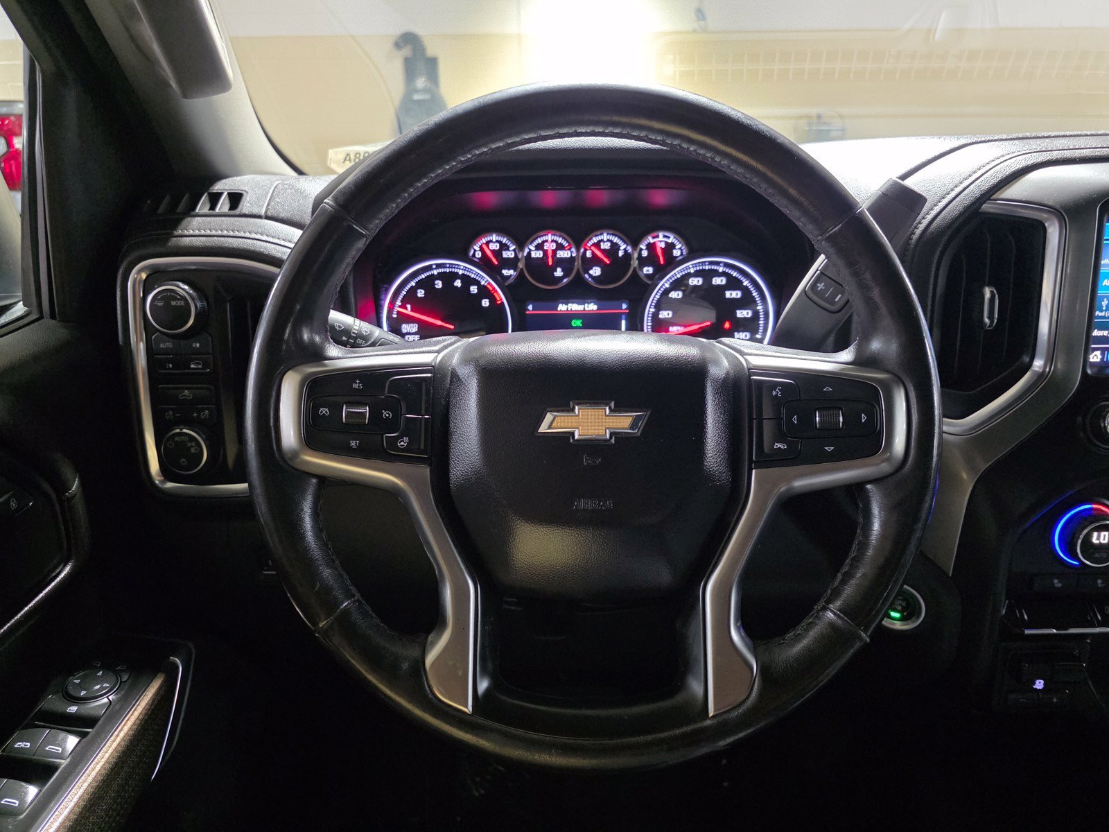 Used 2020 Chevrolet Silverado 1500 LT w/ All-Star Edition AWD/4WD image 30