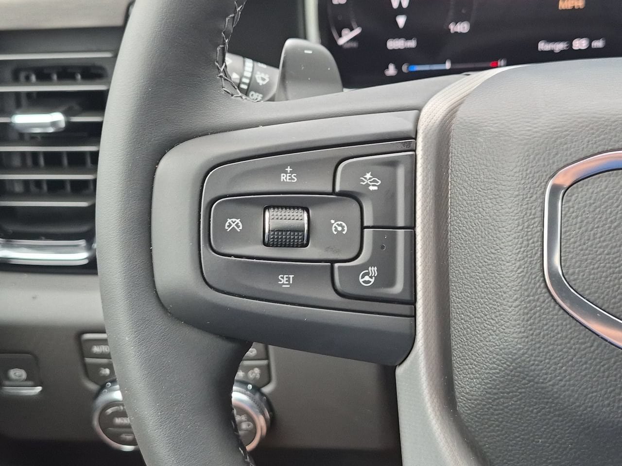 Used 2026 GMC Sierra 1500 Denali w/ Technology Package AWD/4WD image 12
