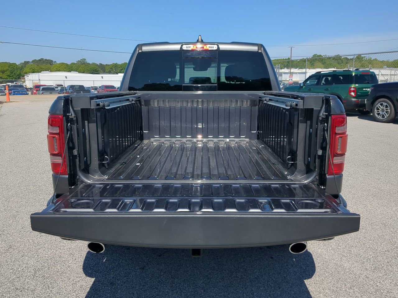 Certified 2022 RAM 1500 Laramie AWD/4WD image 11