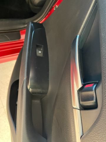 Used 2020 Toyota Camry SE FWD image 18