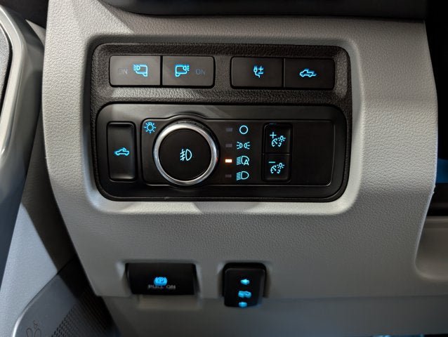 Used 2024 Ford F250 Limited w/ FX4 Off-Road Package AWD/4WD image 25
