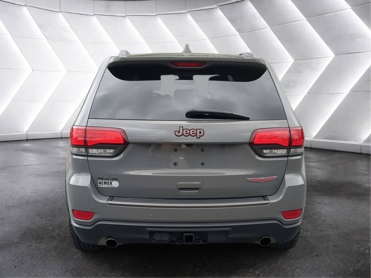 Used 2021 Jeep Grand Cherokee Trailhawk w/ Trailhawk Luxury Group AWD/4WD image 5