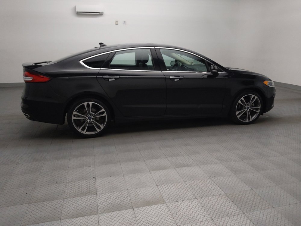 Used 2019 Ford Fusion Titanium image 10