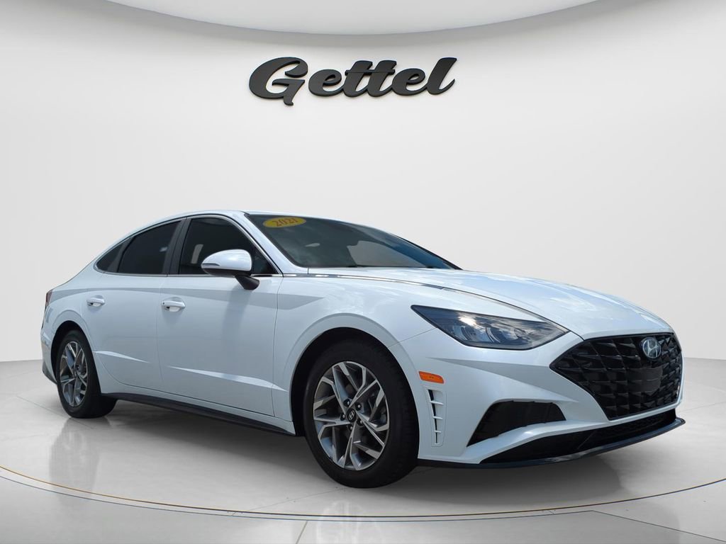 Used 2021 Hyundai Sonata SEL FWD image 2