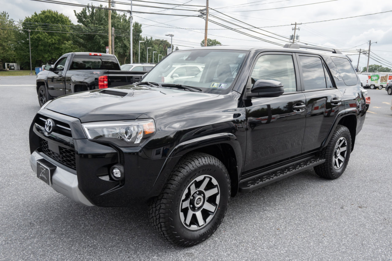 Used 2024 Toyota 4Runner TRD Off-Road image 6