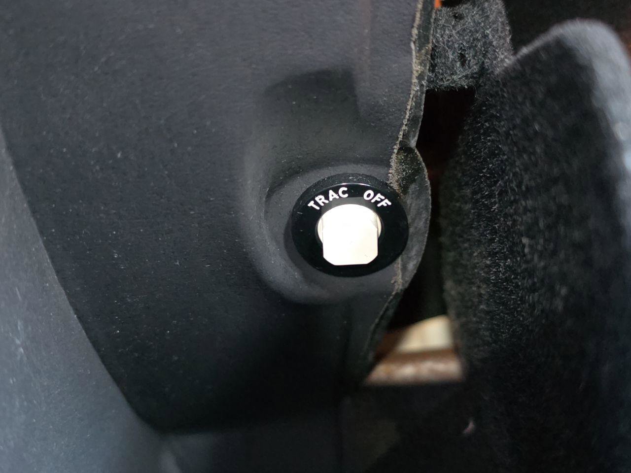 Used 1999 Lincoln Town Car Signature RWD image 10