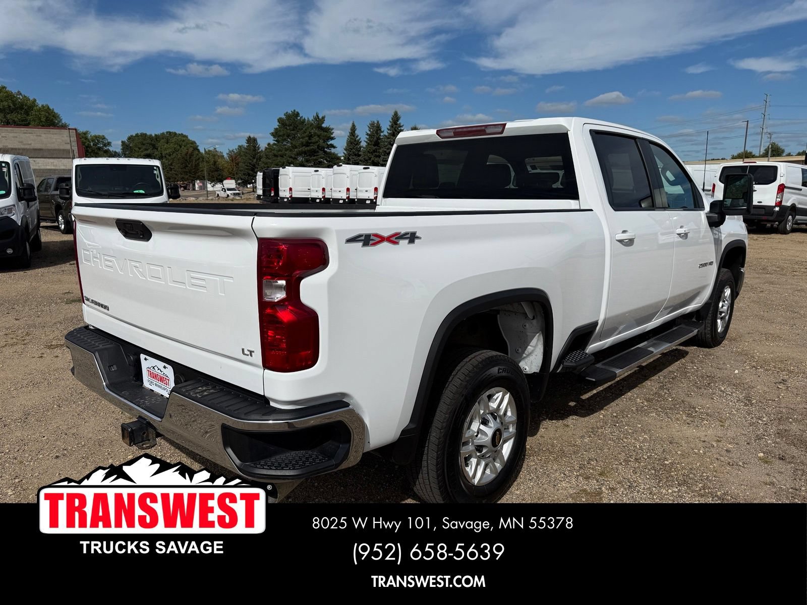 Used 2025 Chevrolet Silverado 2500 LT w/ Convenience Package AWD/4WD image 16