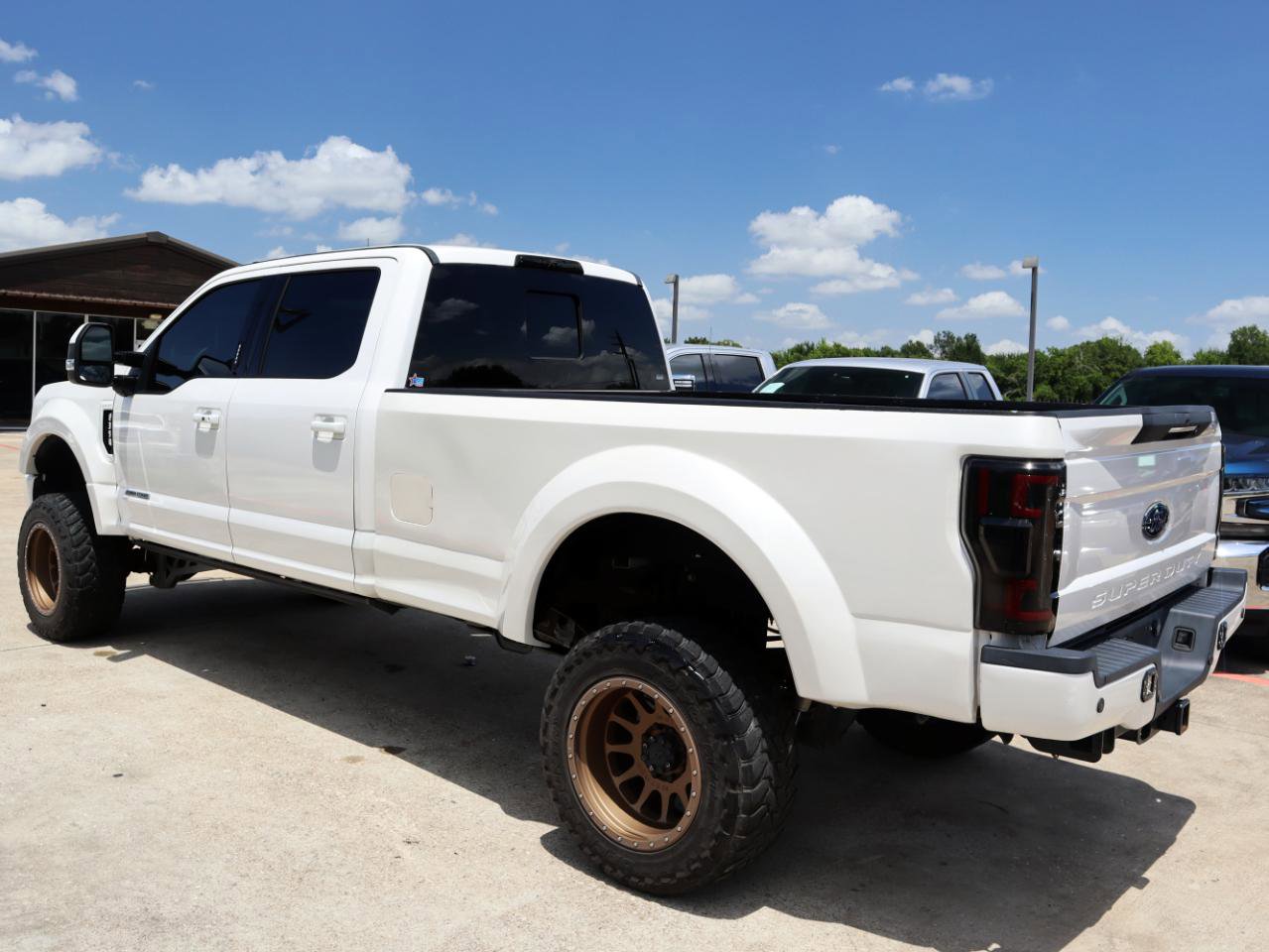 Used 2017 Ford F350 Lariat w/ Lariat Ultimate Package AWD/4WD image 3