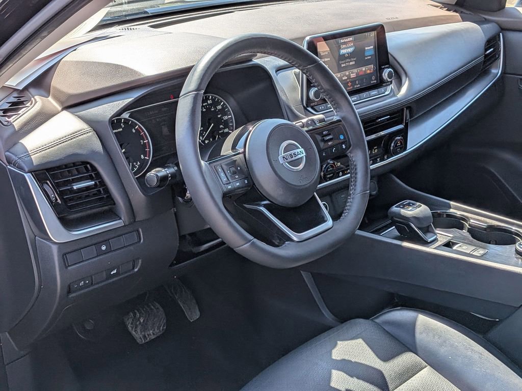 Used 2021 Nissan Rogue SV w/ Premium Package AWD/4WD image 13