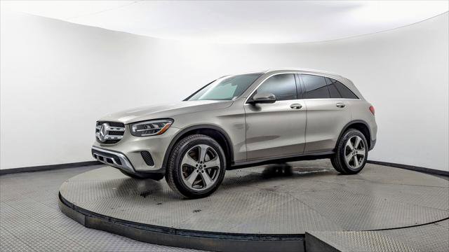Used 2020 Mercedes-Benz GLC 300 4MATIC w/ Multimedia Package image 2