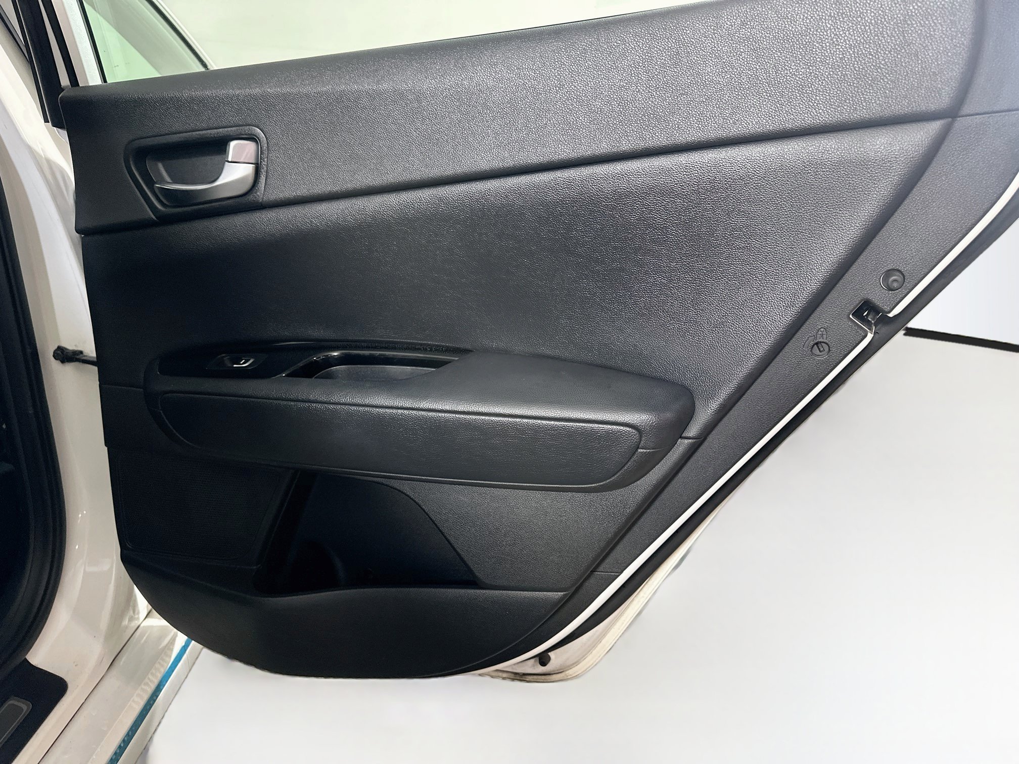 Used 2017 Kia Optima EX FWD image 30